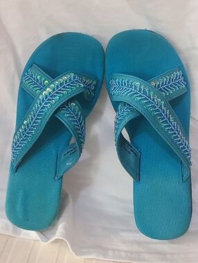 Women's Turquoise Beaded Cross-Strap Sandals